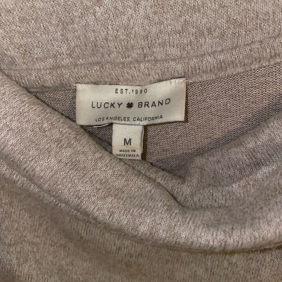 Lucky Brand super soft, tan off the shoulder sweater size medium - Picture 2 of 3